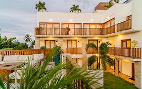 Aiolos Hotel & Discoveries